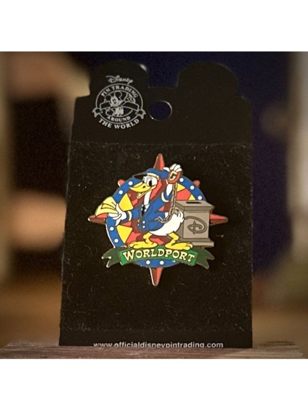 Disney Donald Duck | Worldport Enamel Pin
